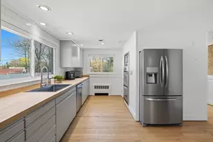 24 Fern Cir, Brockton, MA 02301 - Photo 17