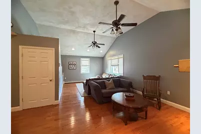 81 N Main St, Bellingham, MA 02019 - Photo 15