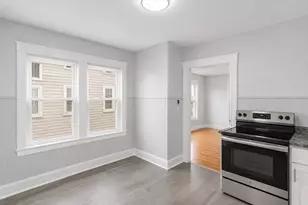 104-106 Burrill St, Swampscott, MA 01907 - Photo 3
