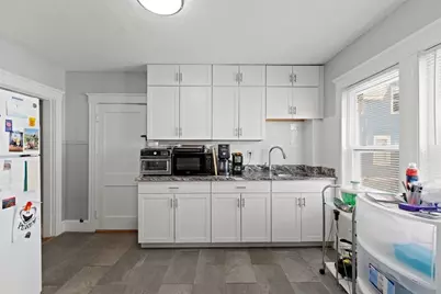 104-106 Burrill Street, Swampscott, MA 01907 - Photo 9
