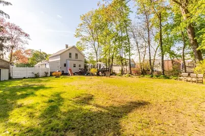 38 James St, Attleboro, MA 02703 - Photo 11