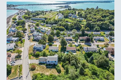50 Harborview Rd, Hull, MA 02045 - Photo 37