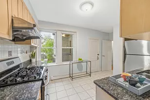 134 Pleasant, Brookline, MA 02446 - Photo 11
