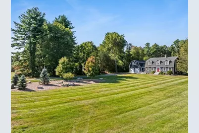 1125 School St, Mansfield, MA 02048 - Photo 3