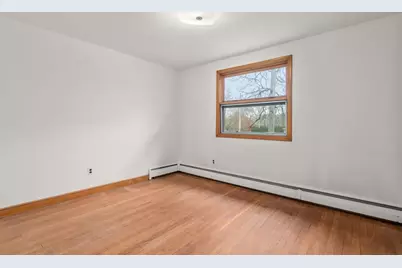 4 Greenwich Rd, Norwood, MA 02062 - Photo 11