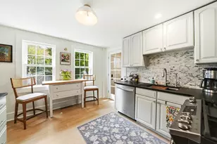 11 Beacon St, Woburn, MA 01801 - Photo 15