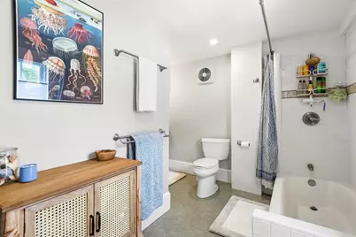11 Beacon St, Woburn, MA 01801 - Photo 23