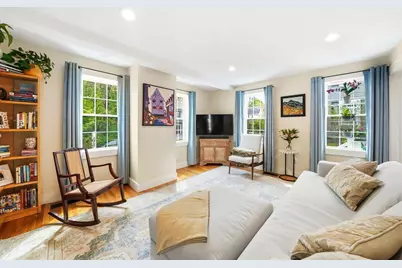 11 Beacon St, Woburn, MA 01801 - Photo 7