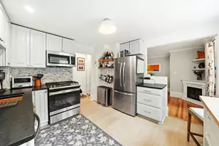 11 Beacon St, Woburn, MA 01801 - Photo 13