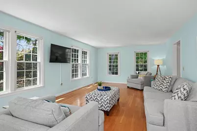 215 Rolling Meadow Dr, Holliston, MA 01746 - Photo 9