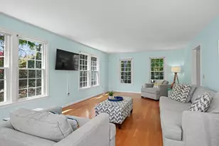 215 Rolling Meadow Dr, Holliston, MA 01746 - Photo 9