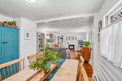 12 Pine St, Franklin, MA 02038 - Photo 5