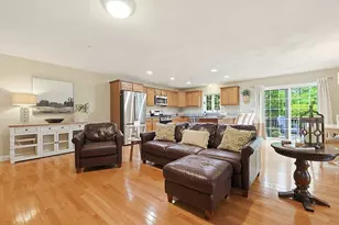 47 Terry Ln, Plainville, MA 02762 - Photo 9