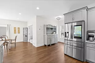 13 Cleary Cir, Norfolk, MA 02056 - Photo 9