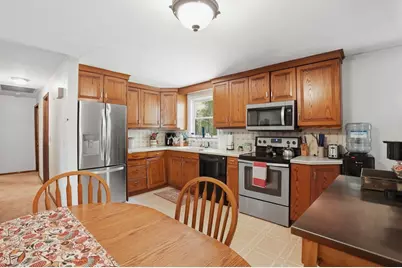 6 Bayview Avenue, Berkley, MA 02779 - Photo 9