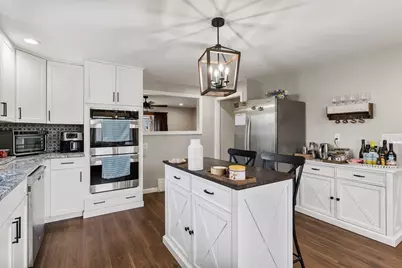 259 Jarry St, New Bedford, MA 02745 - Photo 3
