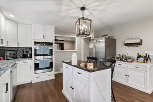 259 Jarry St, New Bedford, MA 02745 - Photo 3