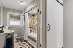 259 Jarry St, New Bedford, MA 02745 - Photo 13