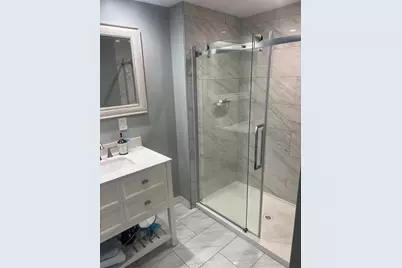 109 Eddywood St, Springfield, MA 01118 - Photo 11