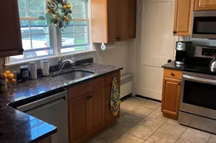 109 Eddywood St, Springfield, MA 01118 - Photo 27
