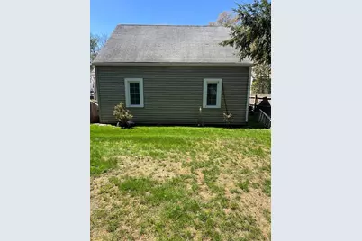 109 Eddywood St, Springfield, MA 01118 - Photo 3