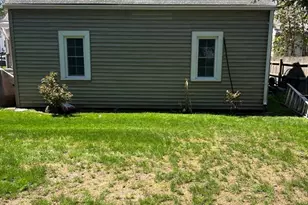 109 Eddywood St, Springfield, MA 01118 - Photo 3