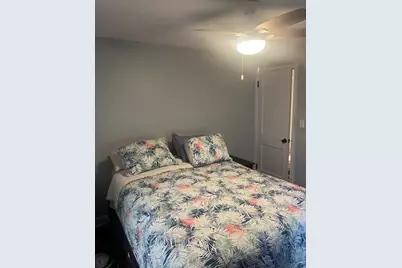 109 Eddywood St, Springfield, MA 01118 - Photo 17