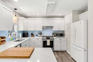 38 Sandra Rd, Peabody, MA 01960 - Photo 15
