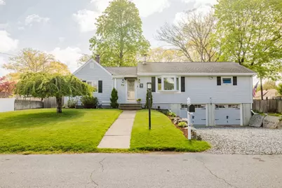 70 Ricard St, Seekonk, MA 02771 - Photo 1