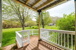323 Warhurst Ave, Swansea, MA 02777 - Photo 5