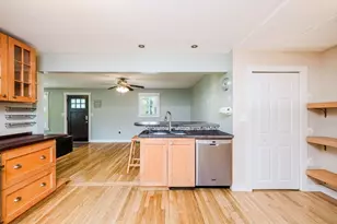 323 Warhurst Ave, Swansea, MA 02777 - Photo 9