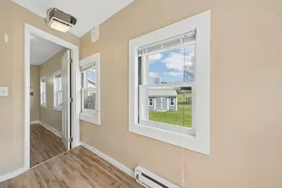 365 Clark St, Gardner, MA 01440 - Photo 9