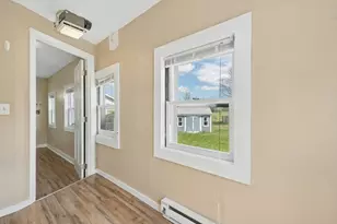 365 Clark St, Gardner, MA 01440 - Photo 9