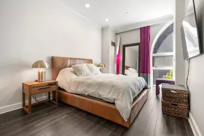 2 Clarendon St #307, Boston, MA 02116 - Photo 7