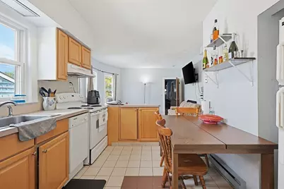 15 Kenneson Rd, Somerville, MA 02145 - Photo 9