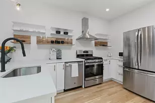 43 Wordsworth St, Boston, MA 02128 - Photo 7