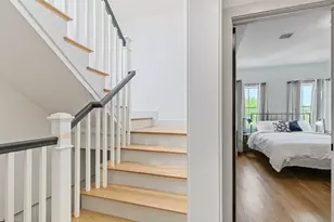 43 Wordsworth St, Boston, MA 02128 - Photo 27