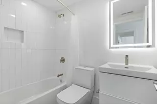 1578 Beacon St, Boston, MA 02446 - Photo 9