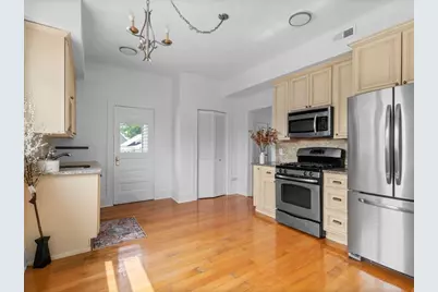 58 Oliver St #2, Somerville, MA 02145 - Photo 3