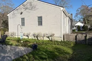 45 Bryant St, Dartmouth, MA 02747 - Photo 5