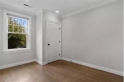 33 Merriam #3, Somerville, MA 02143 - Photo 7