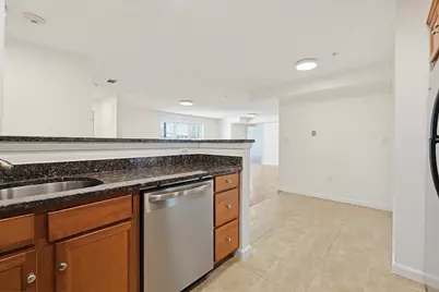 51 Pearl St #205, Malden, MA 02148 - Photo 5