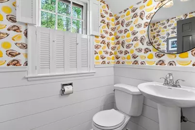 26 Hobart Road, Wellesley, MA 02482 - Photo 15