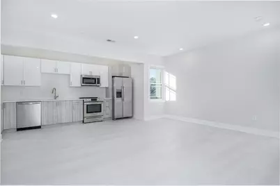 1540 N Shore Road #102, Revere, MA 02151 - Photo 3