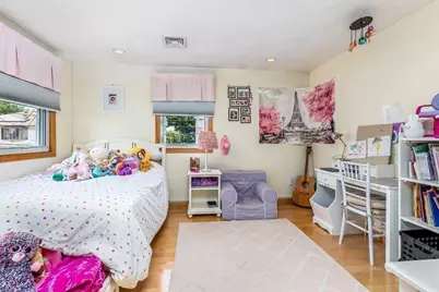 19 Swan Ave #B, Boston, MA 02128 - Photo 7