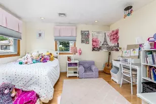 19 Swan Ave, Boston, MA 02128 - Photo 7