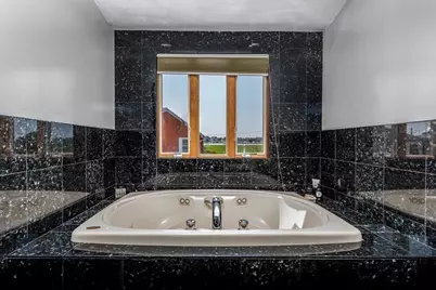19 Swan Ave #B, Boston, MA 02128 - Photo 11