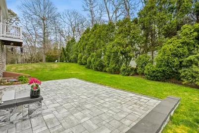 34 Windsor Way, Mashpee, MA 02649 - Photo 5