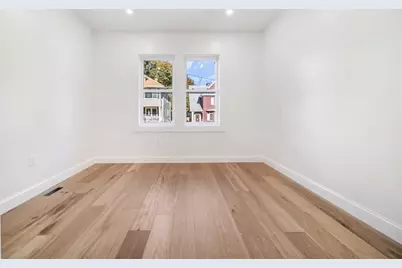 9 Knollin St #1, Malden, MA 02148 - Photo 5