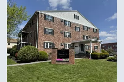 305 Pine St #12, Lowell, MA 01851 - Photo 19
